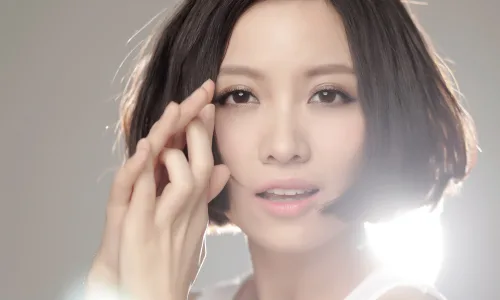 【20584】人物壁纸  2K 高清壁纸2560_1600@青蛙壁纸-笨猫小站