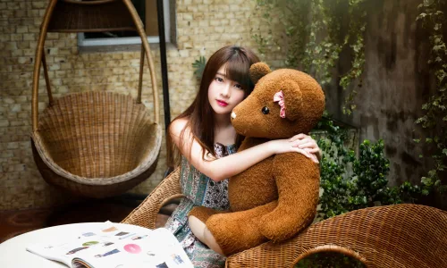 【21002】人物壁纸  2K 高清壁纸2560_1600@青蛙壁纸-笨猫小站