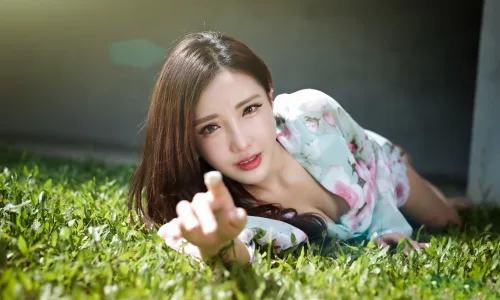 【21371】人物壁纸  2K 高清壁纸2560_1600@青蛙壁纸-笨猫小站