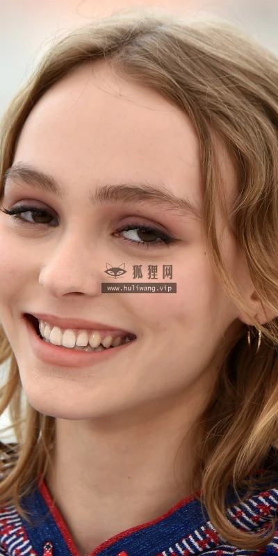 【21744】人物壁纸  2K 高清壁纸2560_1600@青蛙壁纸-笨猫小站